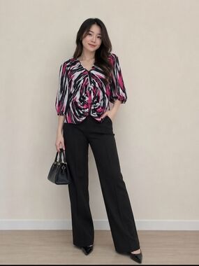 A. Love Story Women's Abstract Print Ruched Front Button Blouse Size L